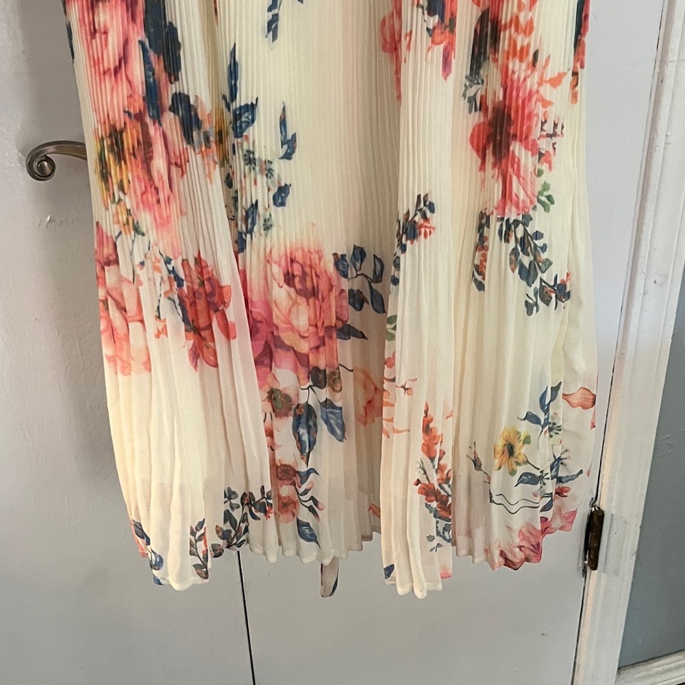 {Anrabress} Chic Floral Long Sleeve Dress in Cream - Picture 3 of 7